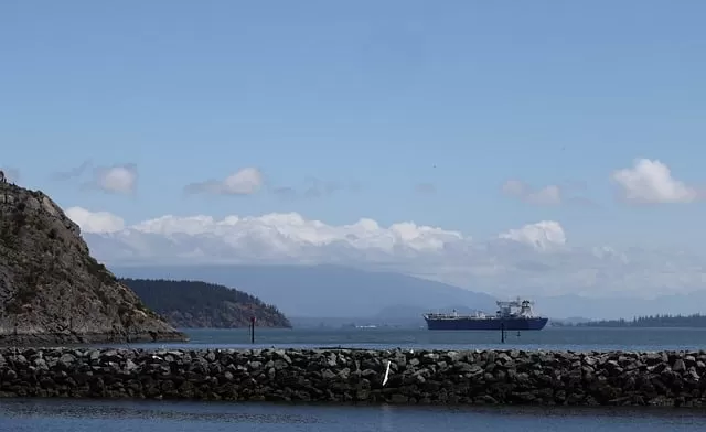 图–全球国际货物代理有限公司与迪拜世界港口达成战略合作–全球国际货物运输