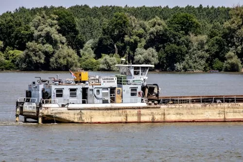 插图3–货运行业前沿趋势与战略转型–全球国际货物代理有限公司