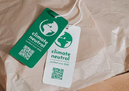 图2–绿色货运与碳中和革命：2025 年可持续物流的技术突破–全球国际货物运输