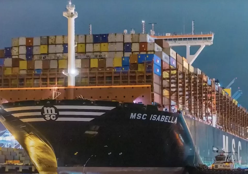 图–货运行业前沿趋势与战略转型–全球国际货物运输