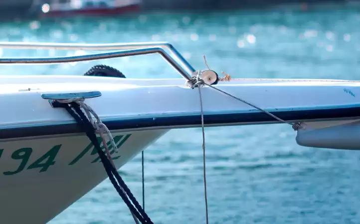 图2–沉默甲板下的危机：谁在为全球贸易的“韧性”买单？–全球国际货物代理有限公司