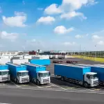 图–全球货运市场分析：2025年运费波动与供应链重构的新格局–全球国际货物代理有限公司