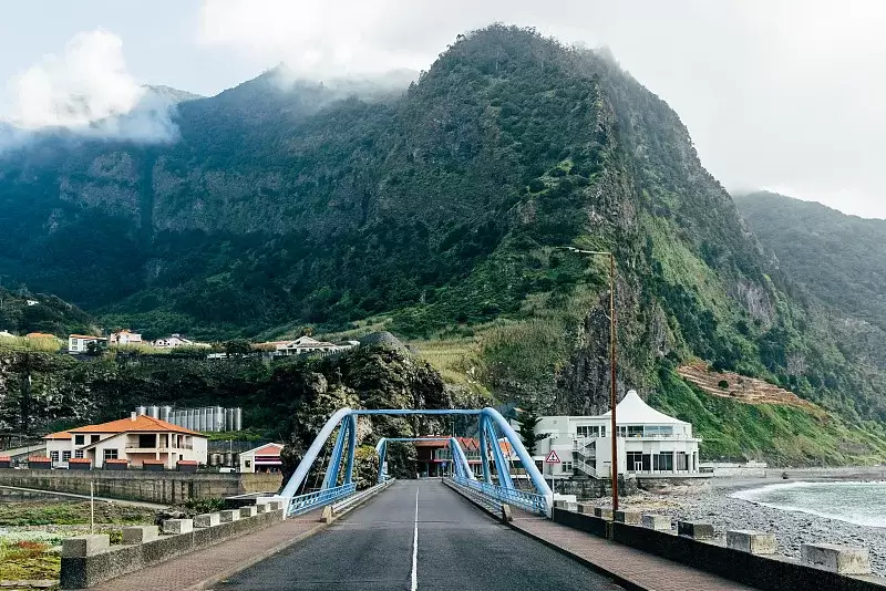 图1–枢纽新脉动：成都“牵手”中越与中亚班列，重塑亚欧大陆贸易版图–全球国际货物代理有限公司