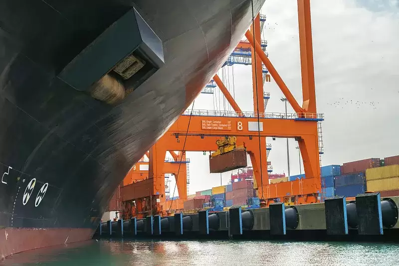 地缘棋盘上的货运重构:2025年北美近岸回流与供应链韧性之战