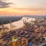 图–新兴市场供应链深度重构：地缘政治与成本压力下的国际物流新流向–全球国际货物运输