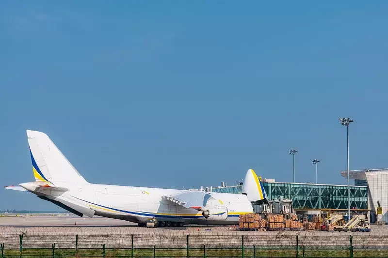 图1–从“秒筛”到“全程监护”:黑科技如何为智慧航空物流装上“加速器”–全球国际货物运输 图1–从“秒筛”到“全程监护”:黑科技如何为智慧航空物流装上“加速器”–全球国际货物运输