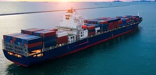 图1–远洋集装箱运价普遍上涨,原油运价大幅回调–全球国际货物运输 图1–远洋集装箱运价普遍上涨,原油运价大幅回调–全球国际货物运输