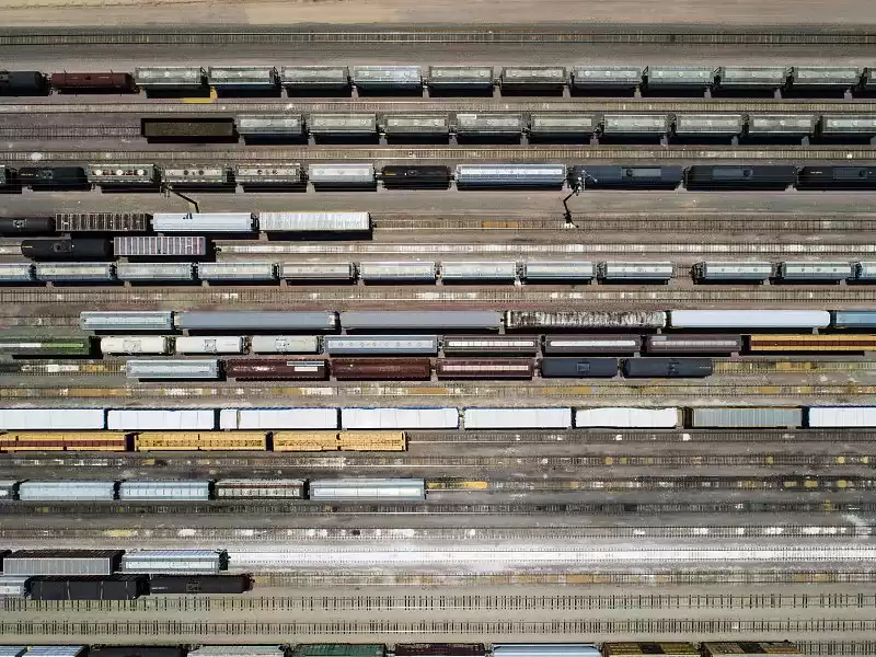 图3–巨轮远航与骆驼商队：大国博弈下的全球物流竞合新图景–全球国际货物代理有限公司