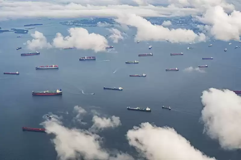 图1–巨轮远航与骆驼商队：大国博弈下的全球物流竞合新图景–全球国际货物代理有限公司