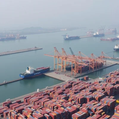 图–深圳国际物流海运：全球贸易的智慧枢纽与效率引擎–全球国际货物运输